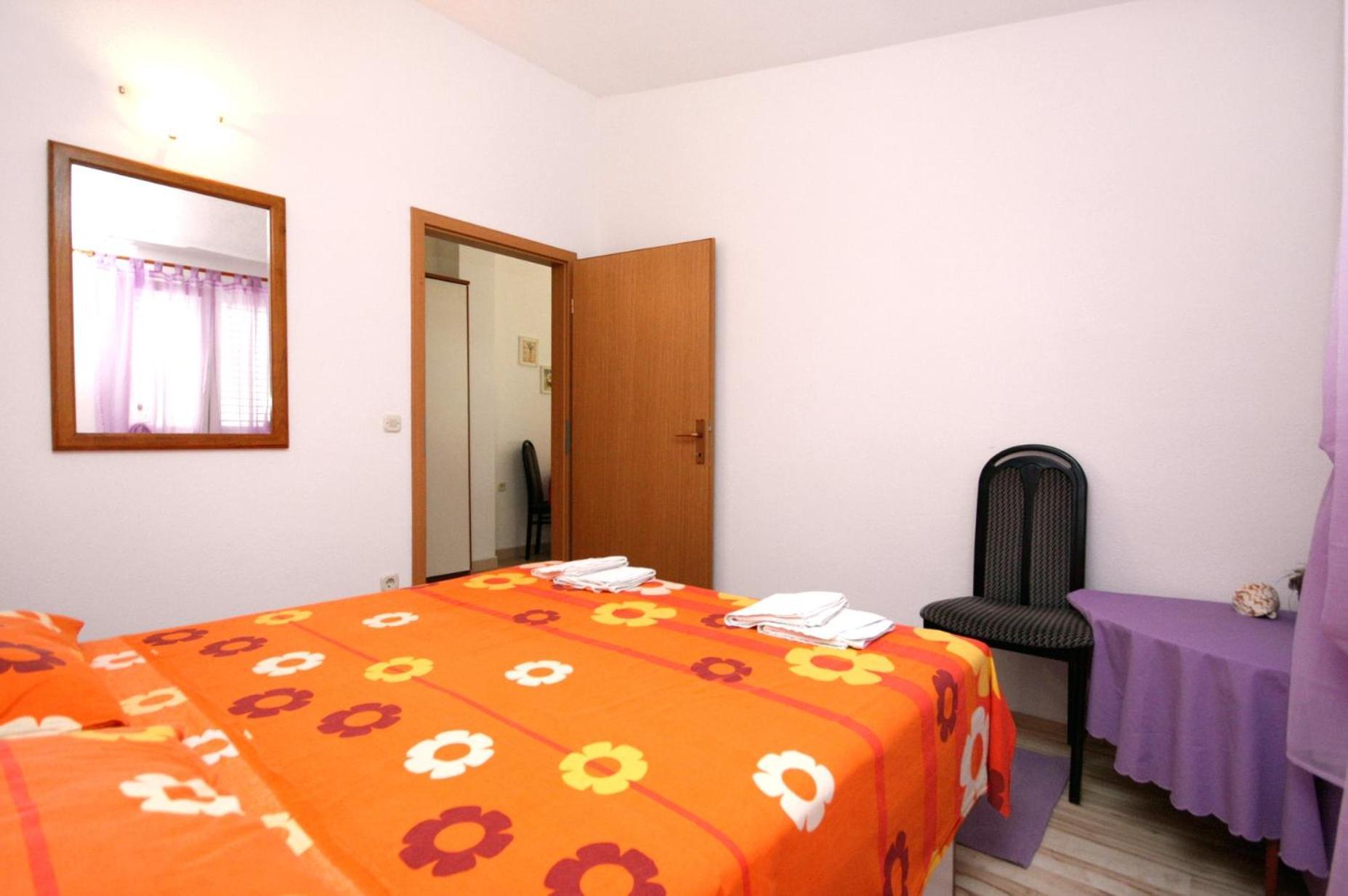 Apartments And Rooms By The Sea Baska Voda, Makarska - 2675 Room photo